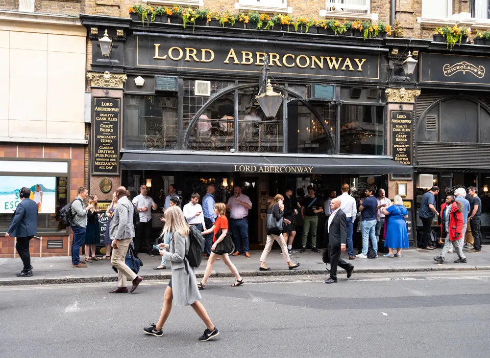 The Lord Aberconway pub front.