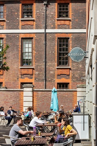 Artigiano outdoor seating area at St Paul's.